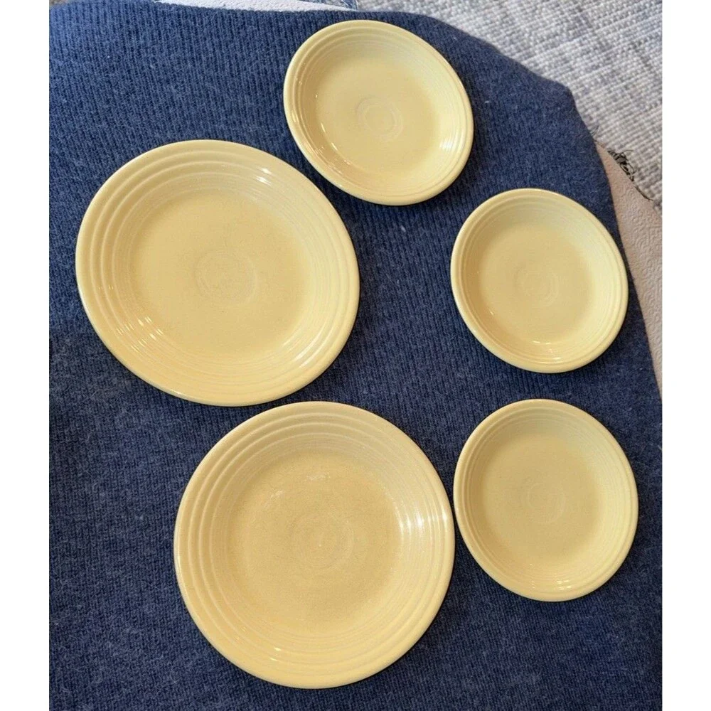 Homer Laughlin Fiesta Yellow Mixed Size Plate Set 2 Salad 3 Dessert